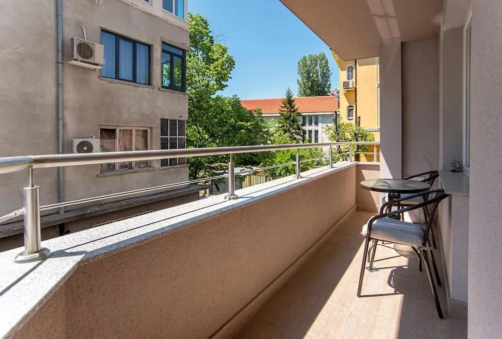 Designed Apartment In Central Sofia With Parking